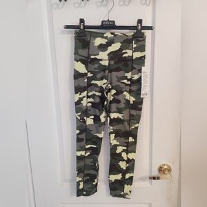 Lululemon Fast And Free HR Crop 23" Size 4 Camo
